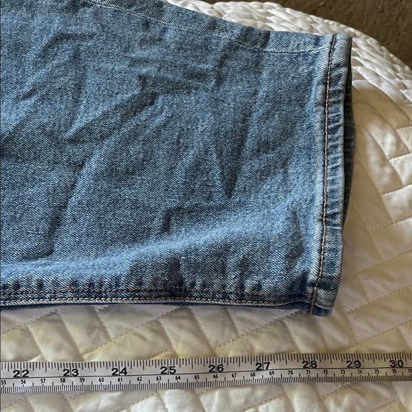 American Eagle mom jeans - Picture 8 of 12